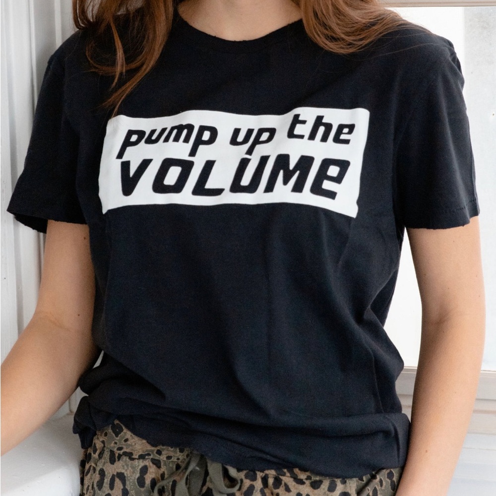 Pump up the volume Graphic Tee